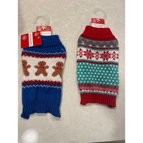 Pet Central Dog sweater XS LOT OF 2 gingerbread and snowflakes new w/tags - Picture 1 of 7